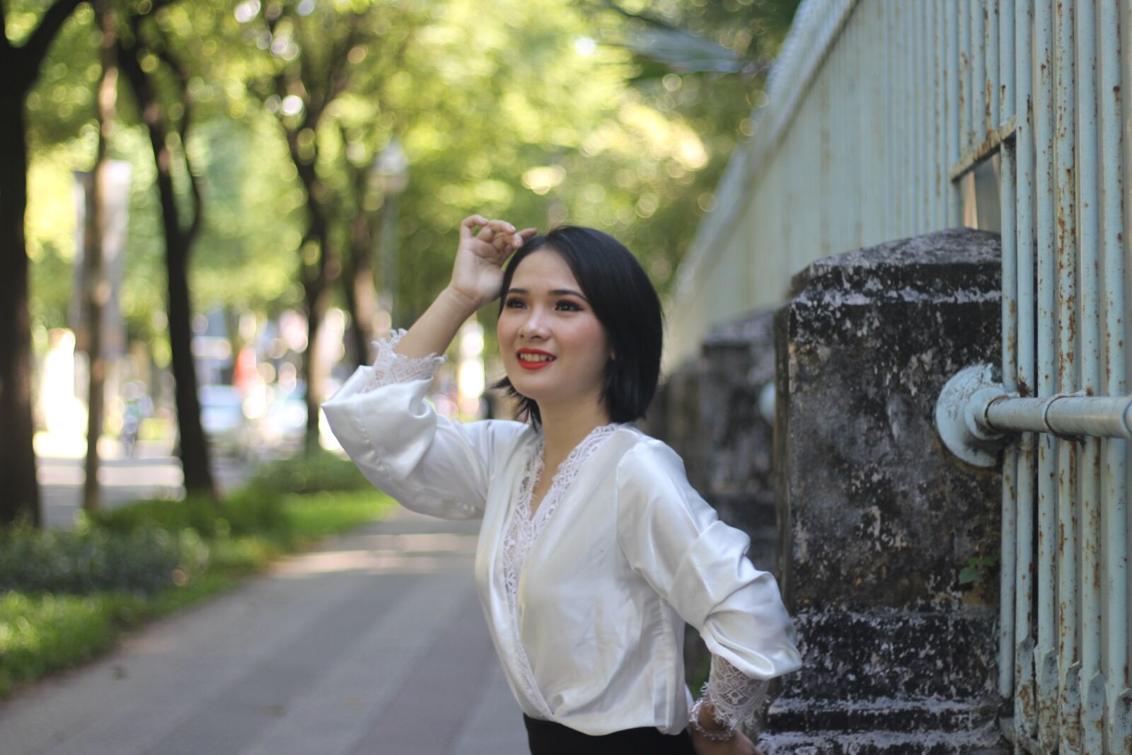 Canon EOS 1300D (EOS Rebel T6 / EOS Kiss X80) + Canon EF 50mm F1.8 STM sample photo. Vietnamese, asian, asia photography