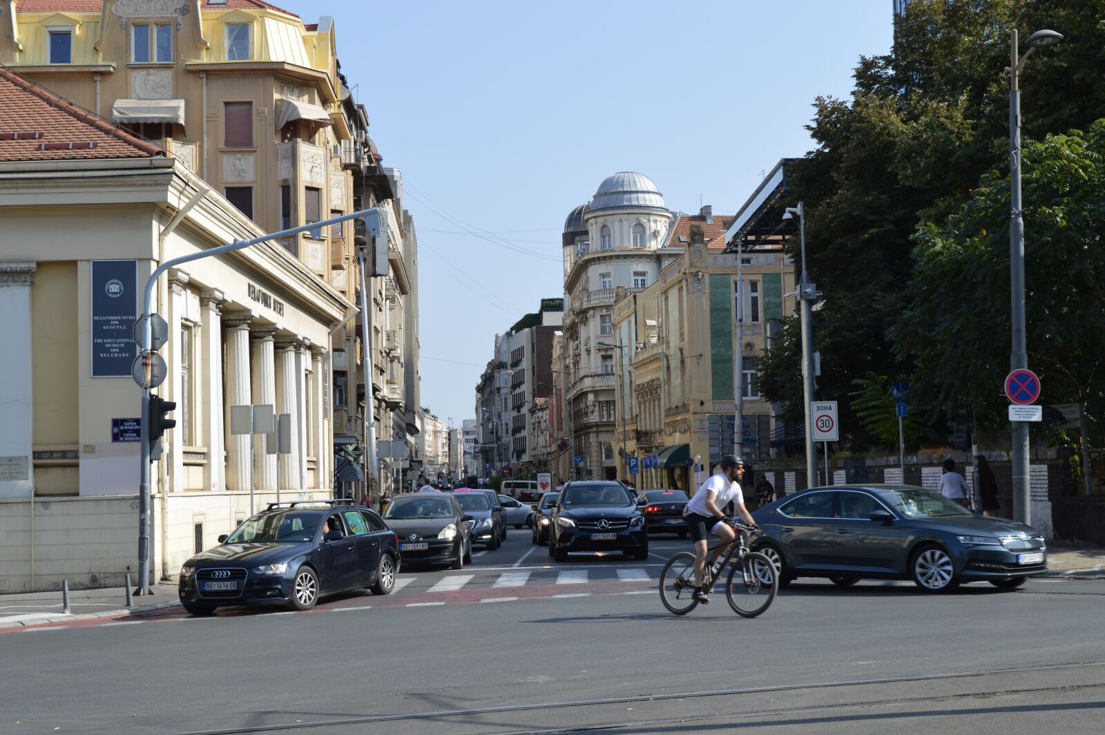 Nikon D3200 sample photo. Street, cars, traffic photography