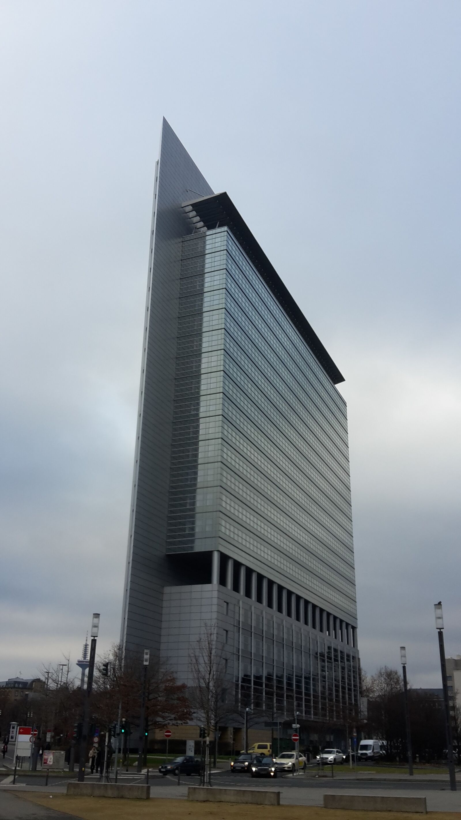 Samsung Galaxy S5 Mini sample photo. Frankfurt, building, modern photography