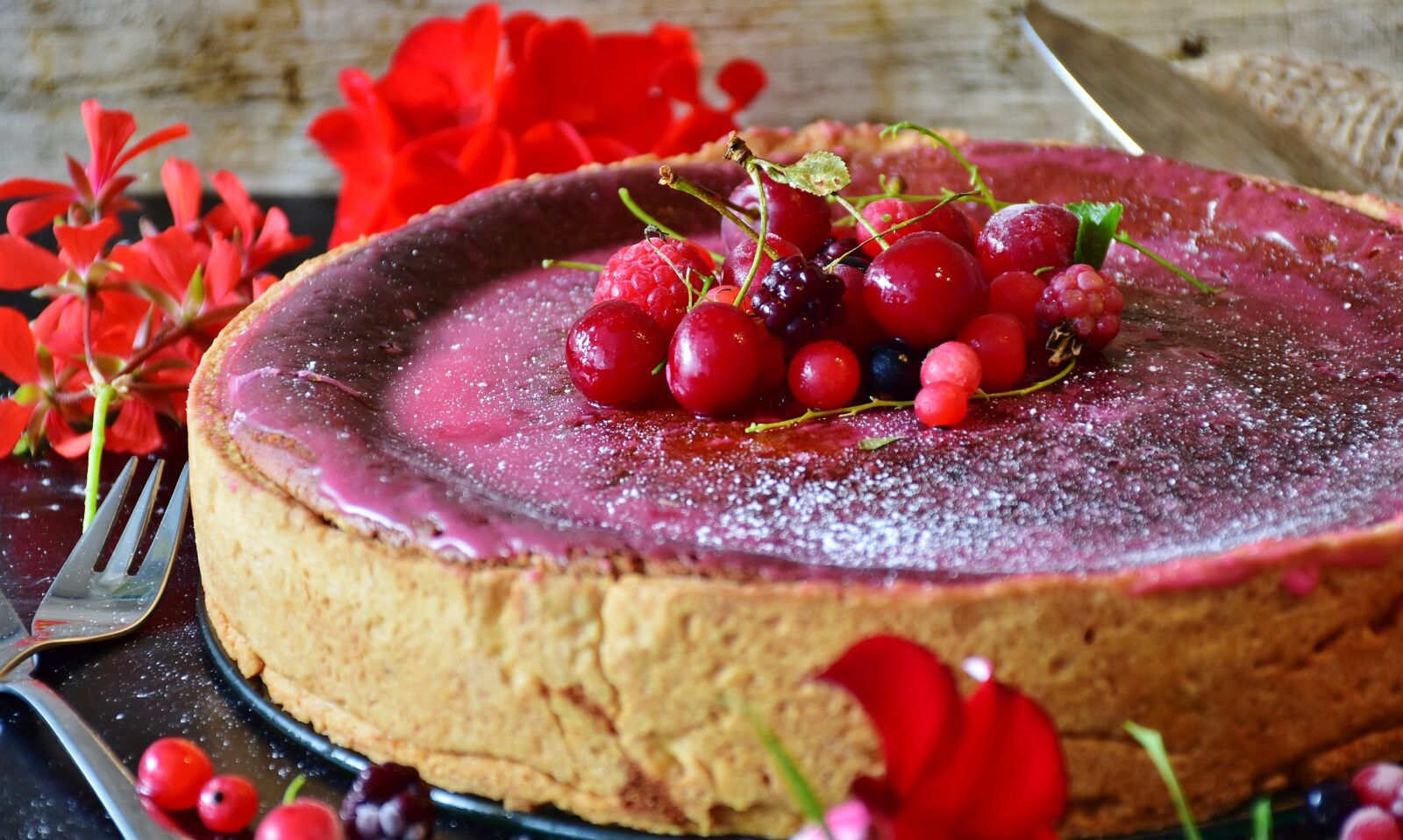 Nikon D7200 sample photo. Cake, cheesecake, berries photography