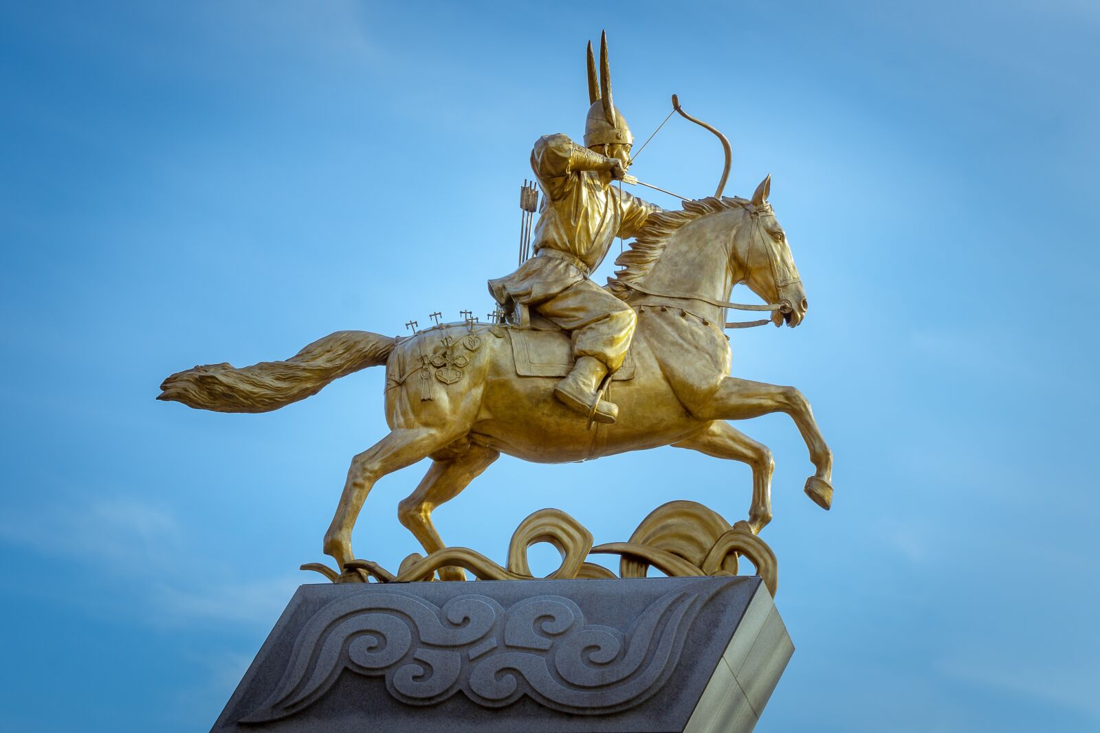 Sony a6000 sample photo. Statue, sculpture, monument photography