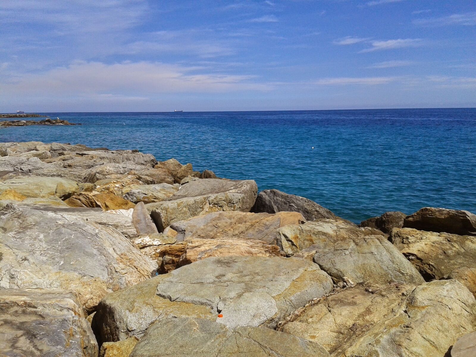 Samsung Galaxy S3 Mini sample photo. Avenue beach, la guaira photography