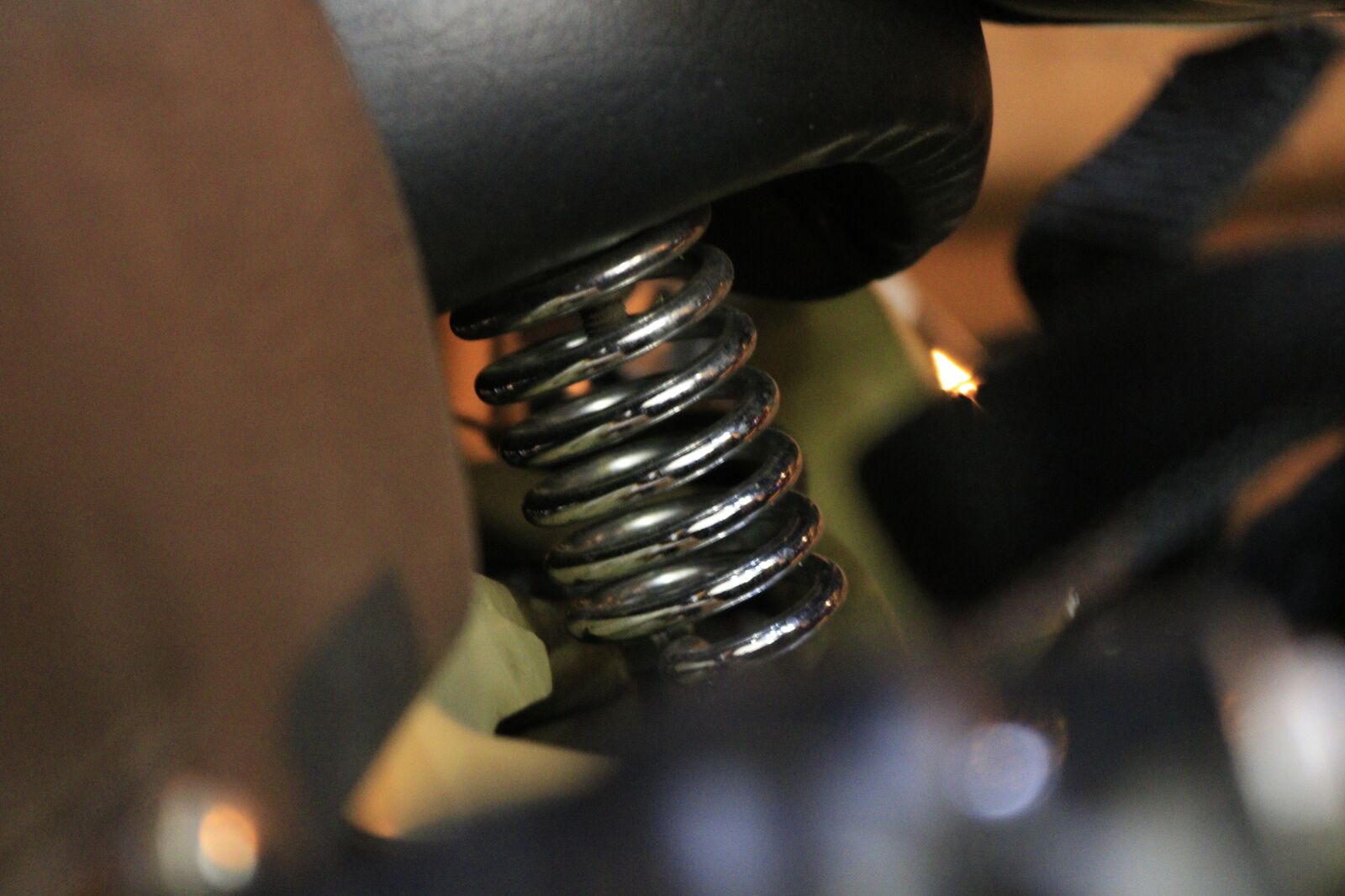 Canon EOS 750D (EOS Rebel T6i / EOS Kiss X8i) sample photo. Spring, bumper, motorcycle suspension photography