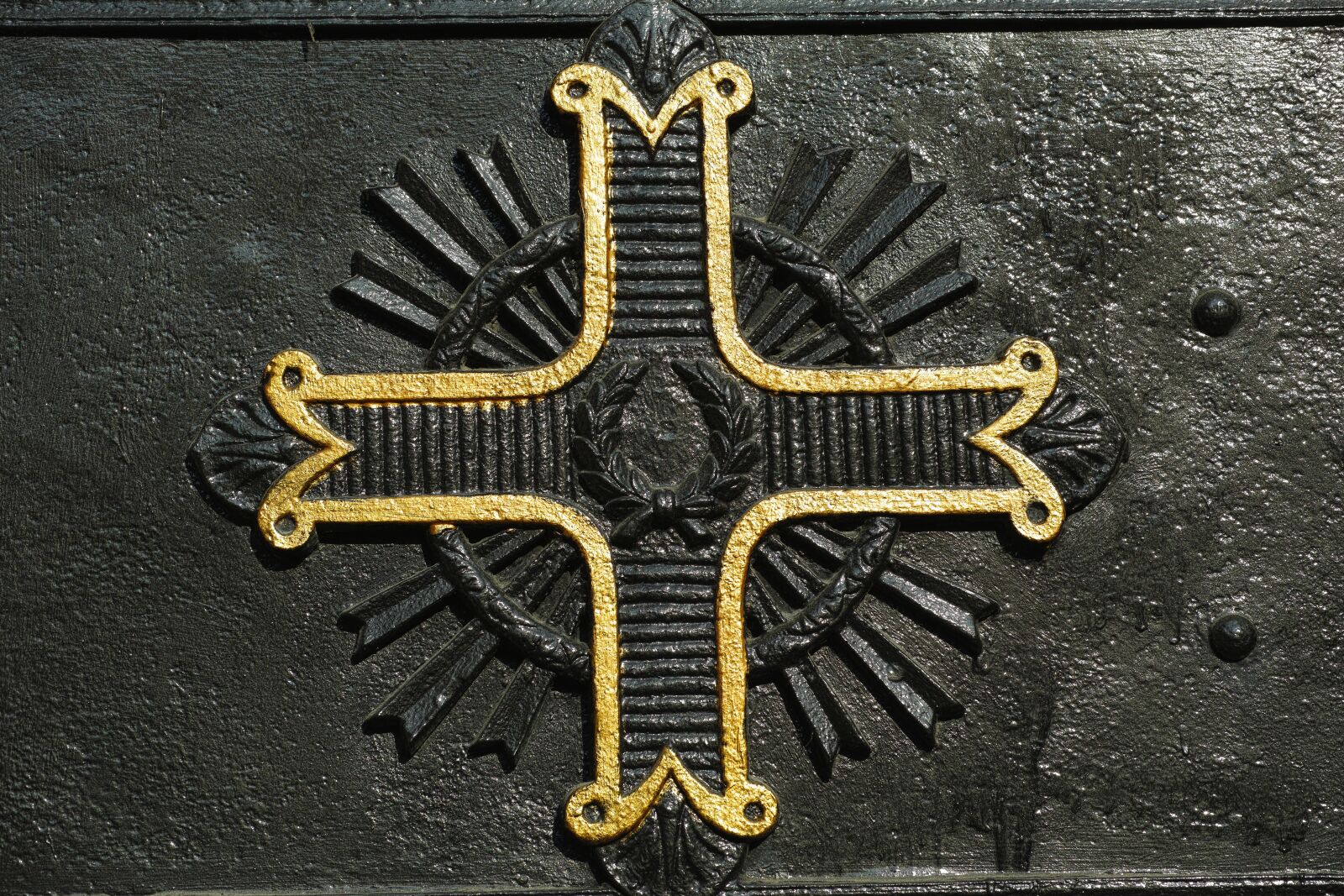 Sigma DP3 Merrill sample photo. Cliche, cross, worship photography