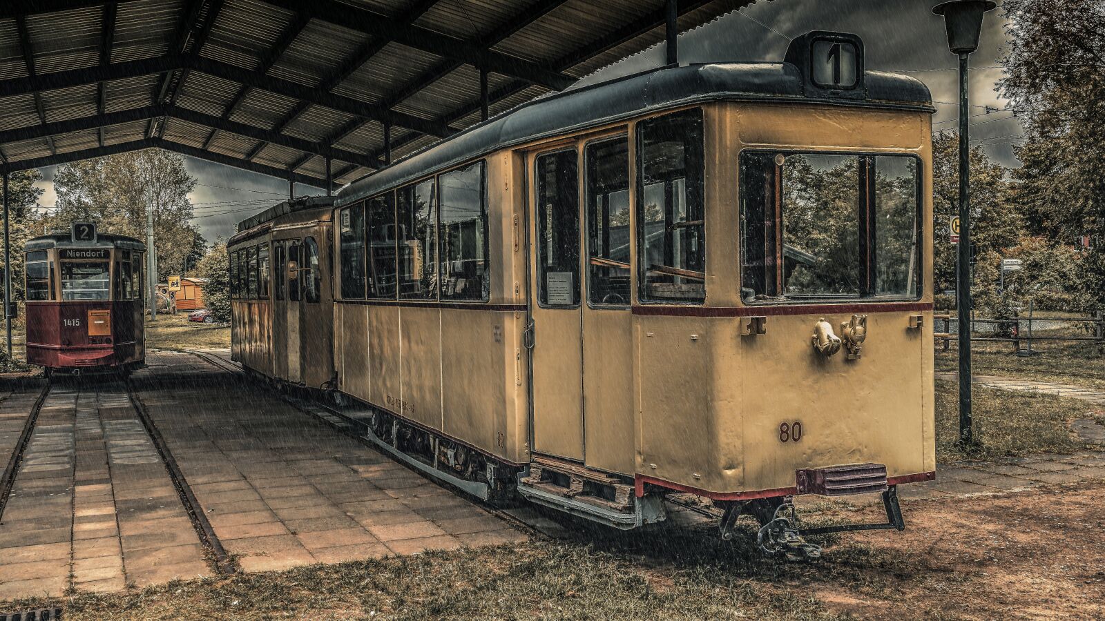 Sony a7 II + Sony FE 28-70mm F3.5-5.6 OSS sample photo. Tram, shelter, traffic photography
