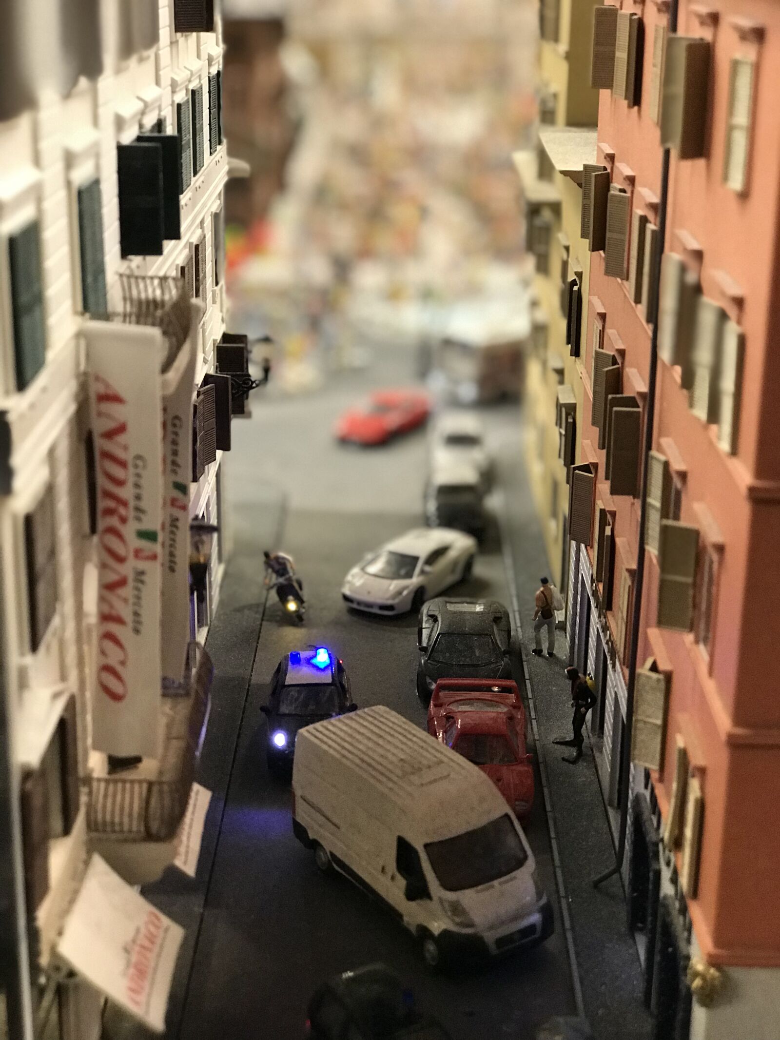 Apple iPhone 7 Plus sample photo. Street view, car, micro photography