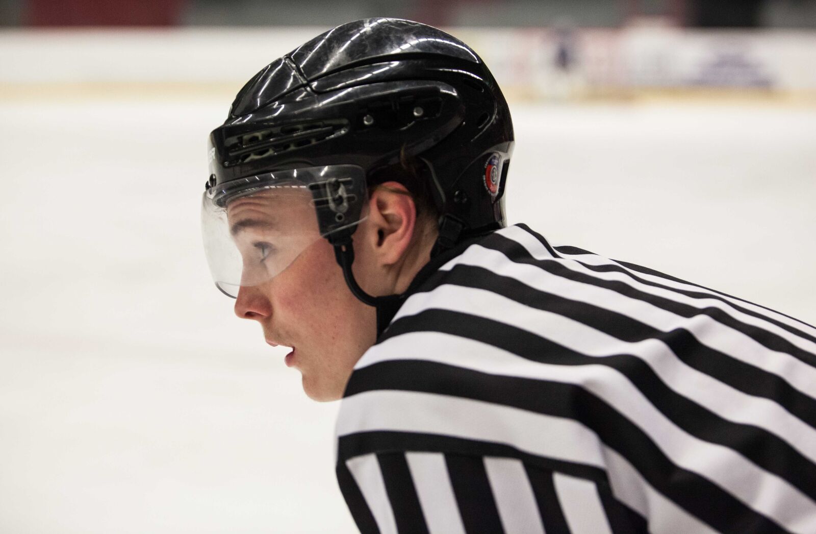 Canon EOS 5D Mark II sample photo. Hockey, referee, game photography