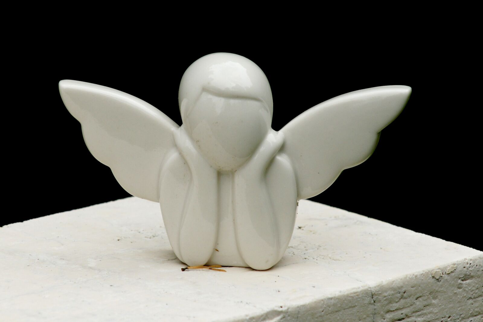 Sony Alpha DSLR-A700 sample photo. Angel, contemplative, figure photography