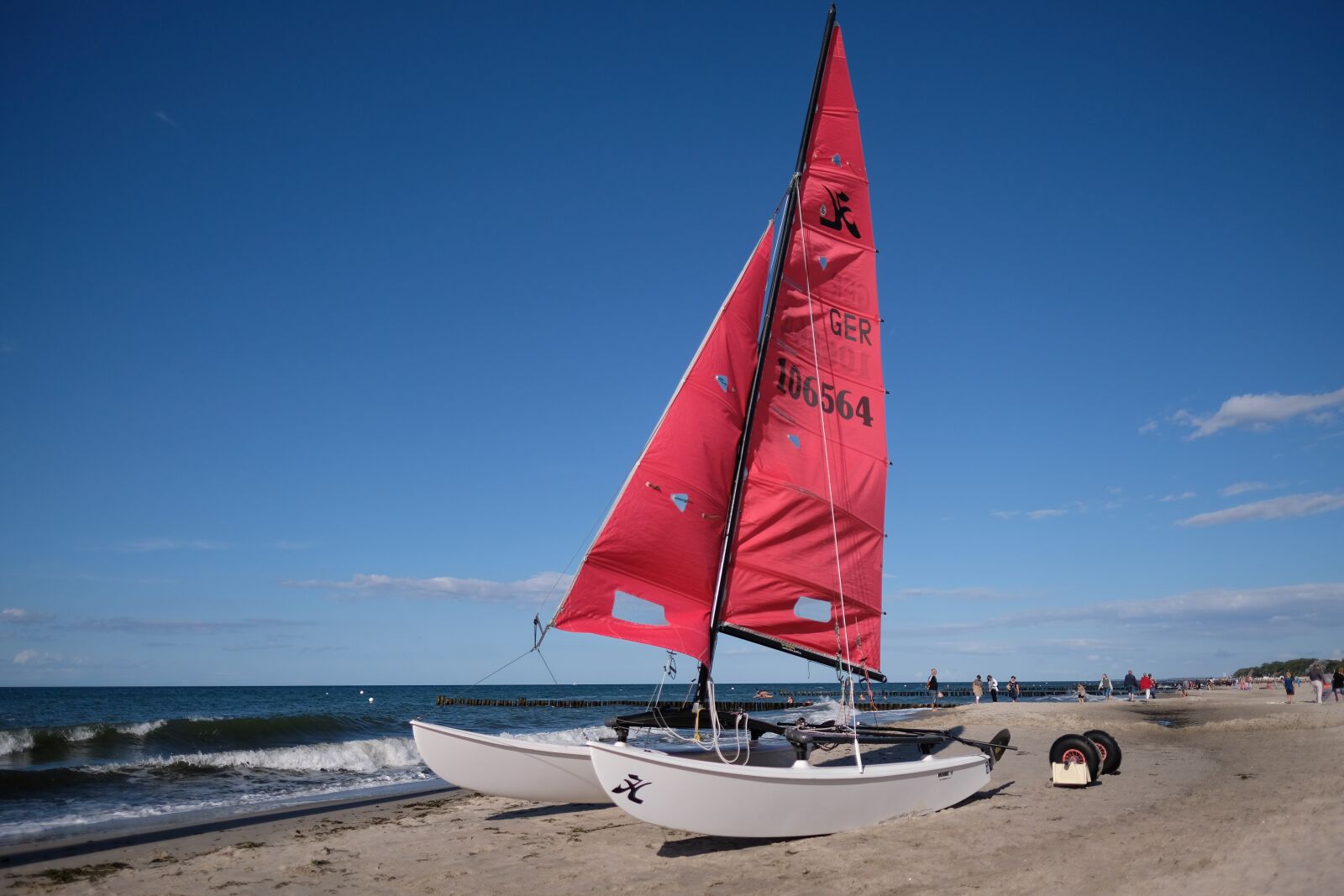 Fujifilm X-T2 + Fujifilm XF 16mm F1.4 R WR sample photo. Waters, travel, sky photography