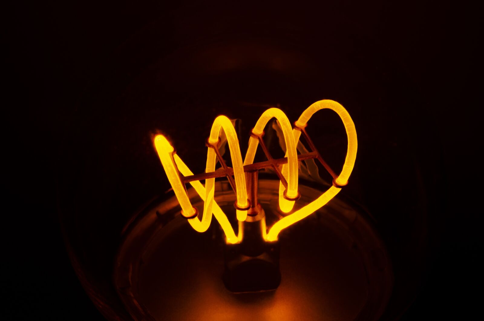 Nikon D5100 sample photo. Light, element, coil photography