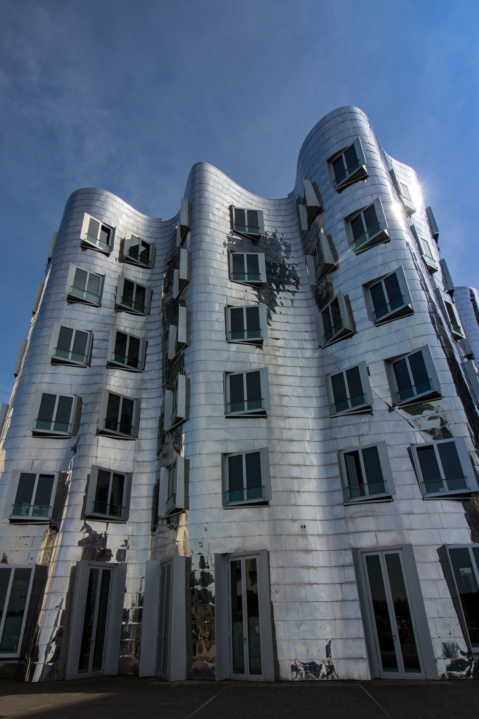 Canon EOS 80D sample photo. Düsseldorf, port, architecture photography