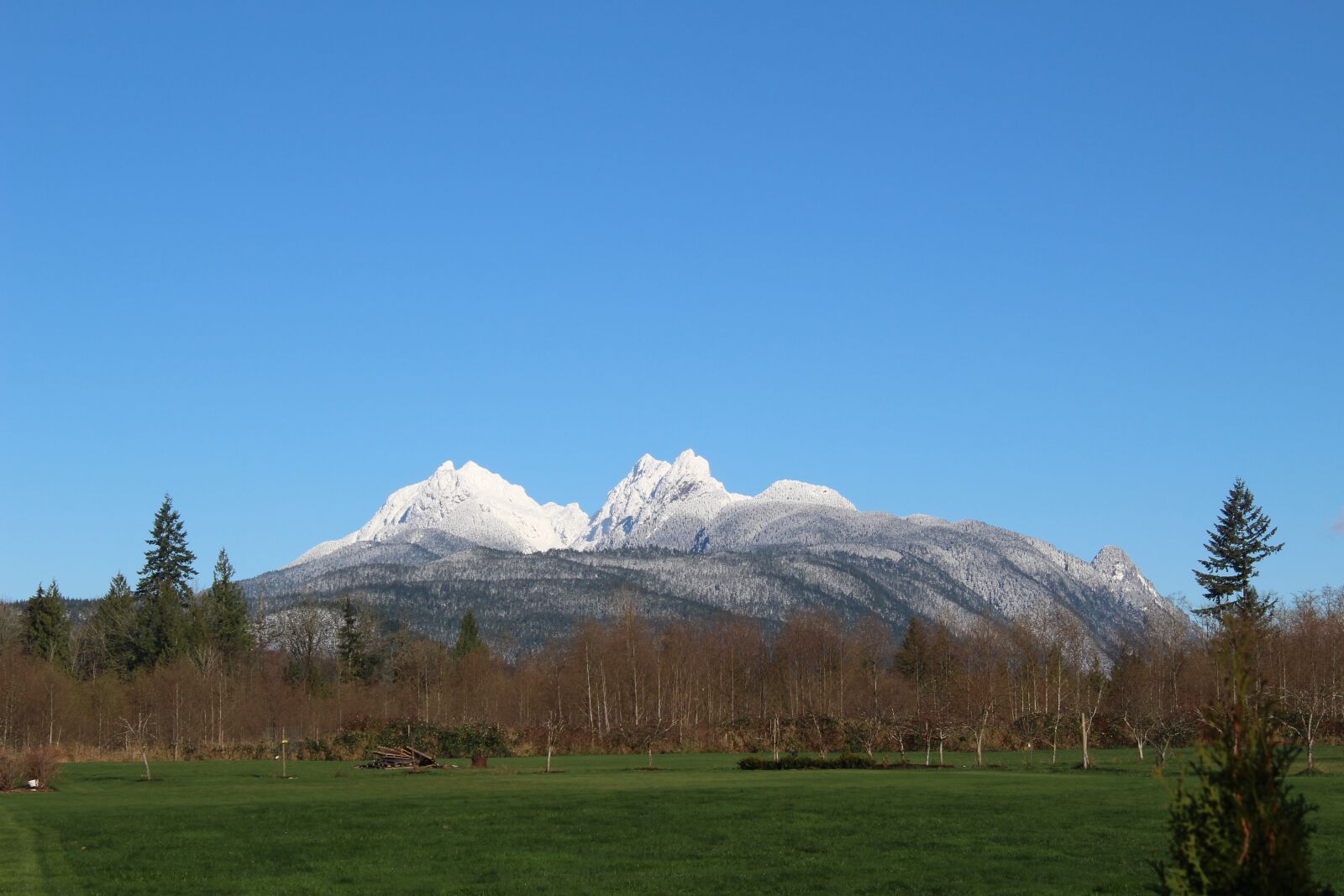 Canon EOS 100D (EOS Rebel SL1 / EOS Kiss X7) sample photo. Mountains, canada, golden ears photography