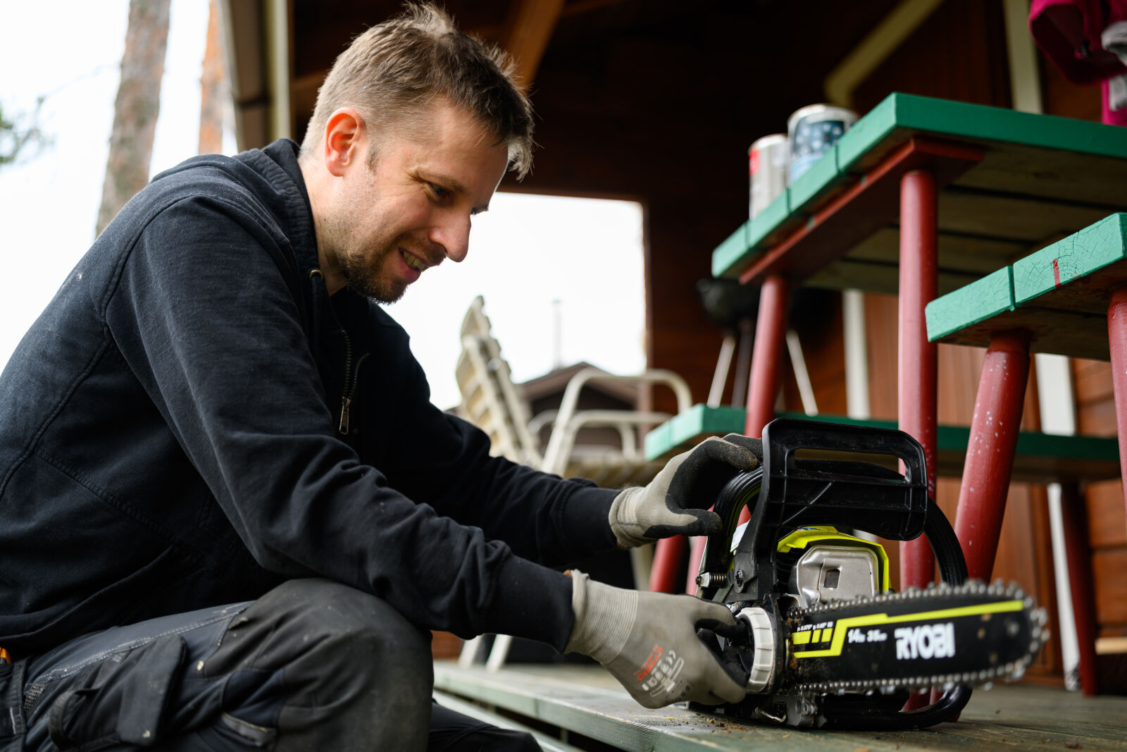 Nikon Z9 sample photo. Worker with the chainsaw photography