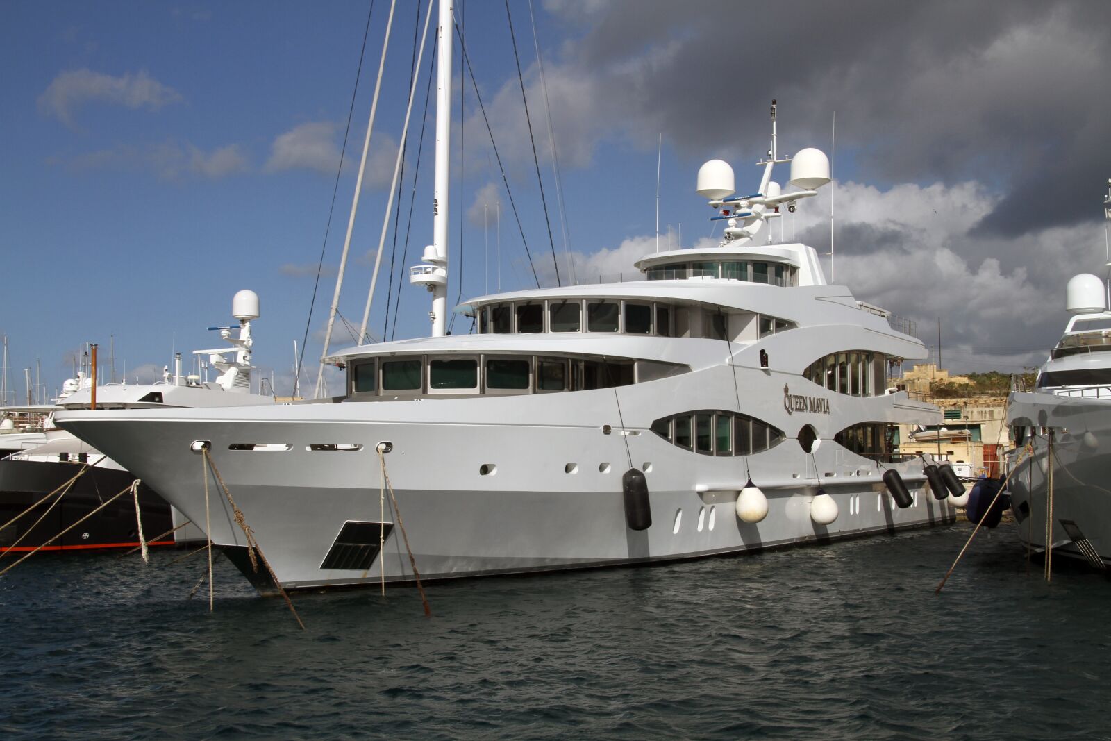 Canon EOS 7D sample photo. Yacht, water, sea photography