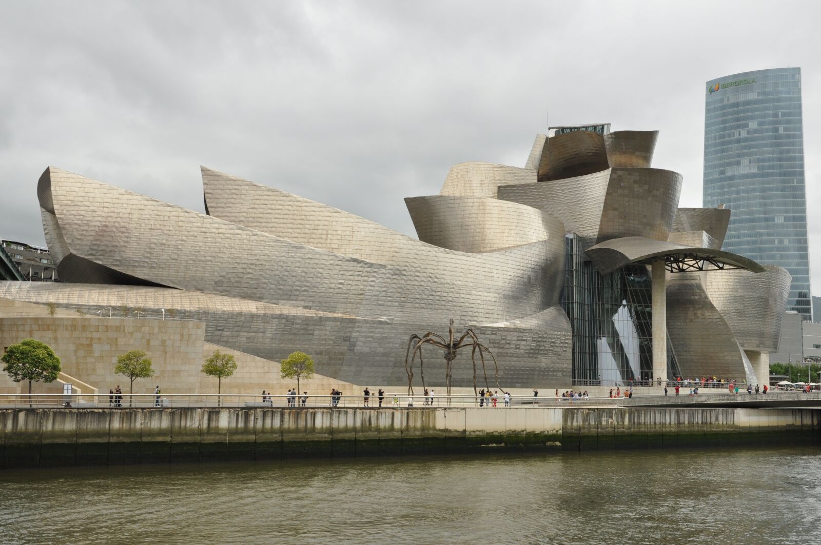 Nikon D5000 sample photo. City, museum, art photography