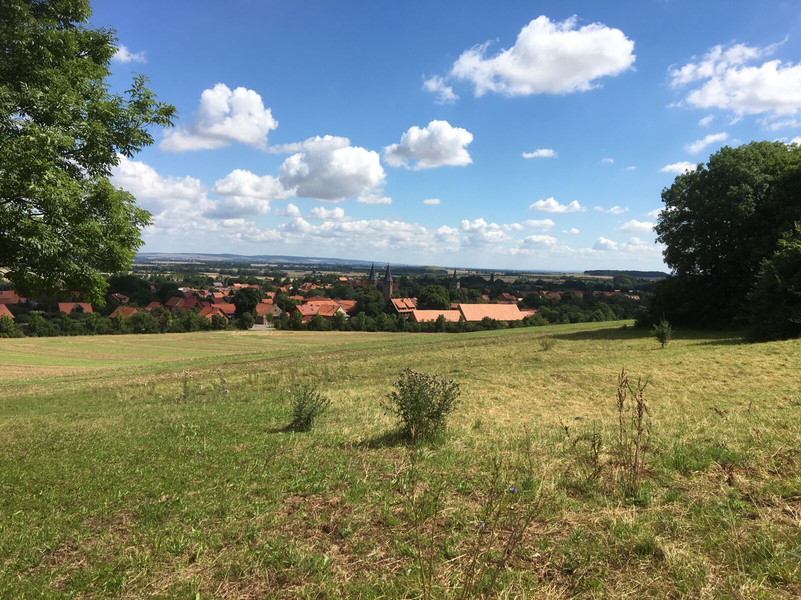Apple iPhone 6s sample photo. Sky, clouds, field photography