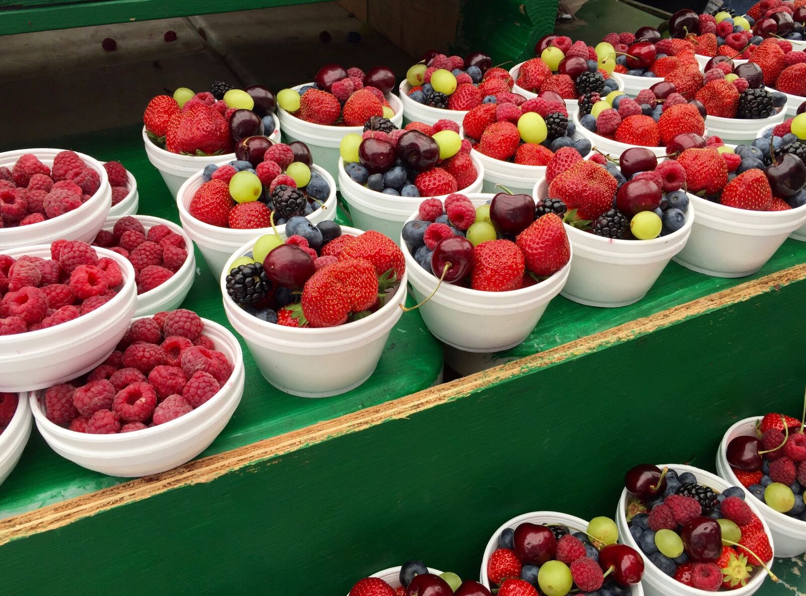 Apple iPhone 6 sample photo. Fruits, berries, market photography