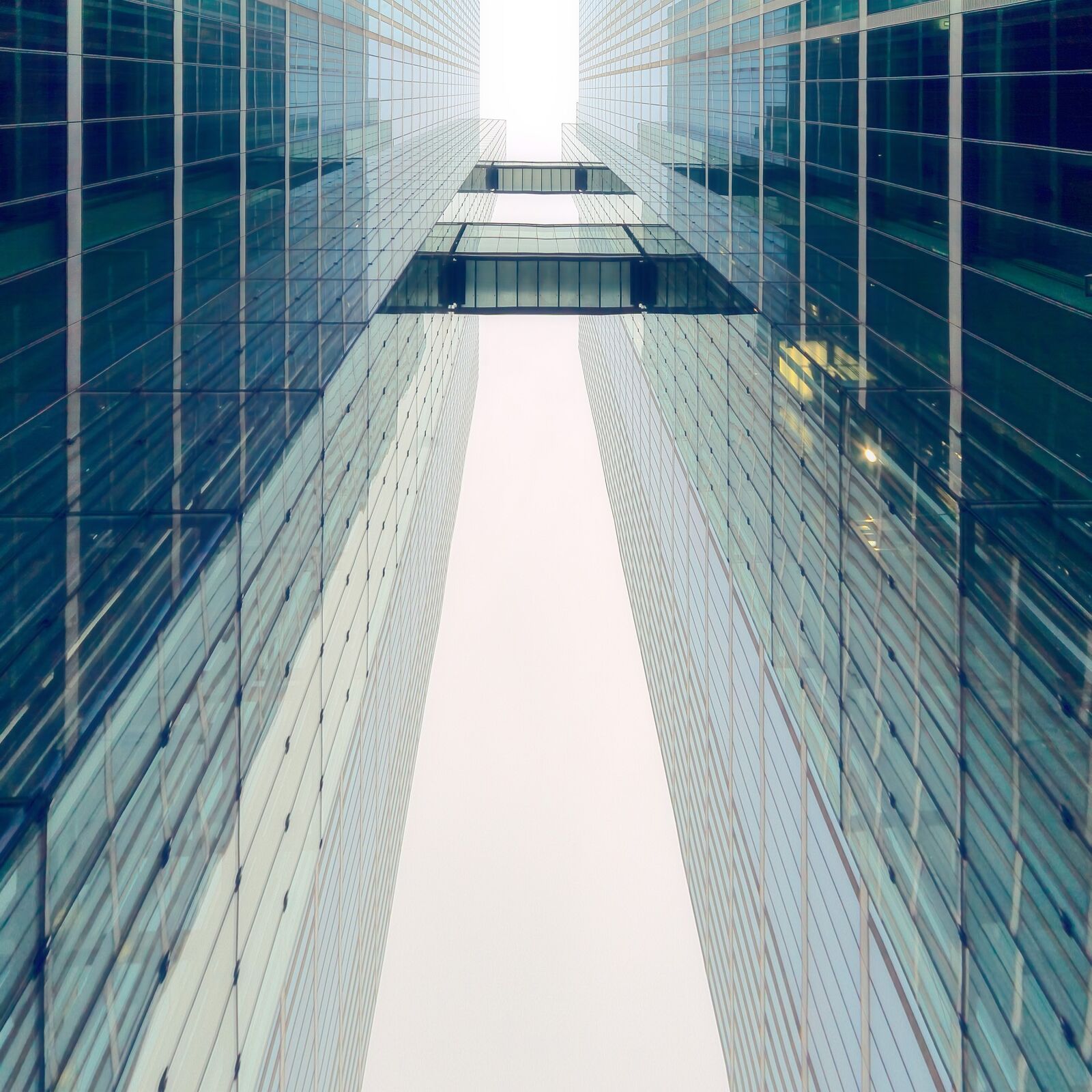 Canon EOS 5D sample photo. Architecture, symmetry, skyscraper photography