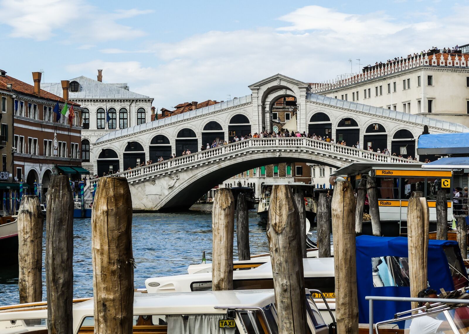 Panasonic Lumix DMC-FZ300 sample photo. Venice, la serenissima, lagoon photography