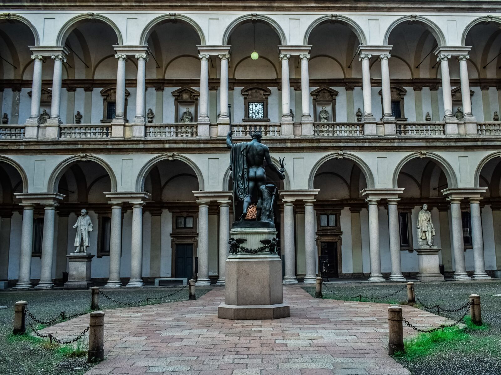 Nikon D3300 sample photo. Pinacoteca di brera, architecture photography