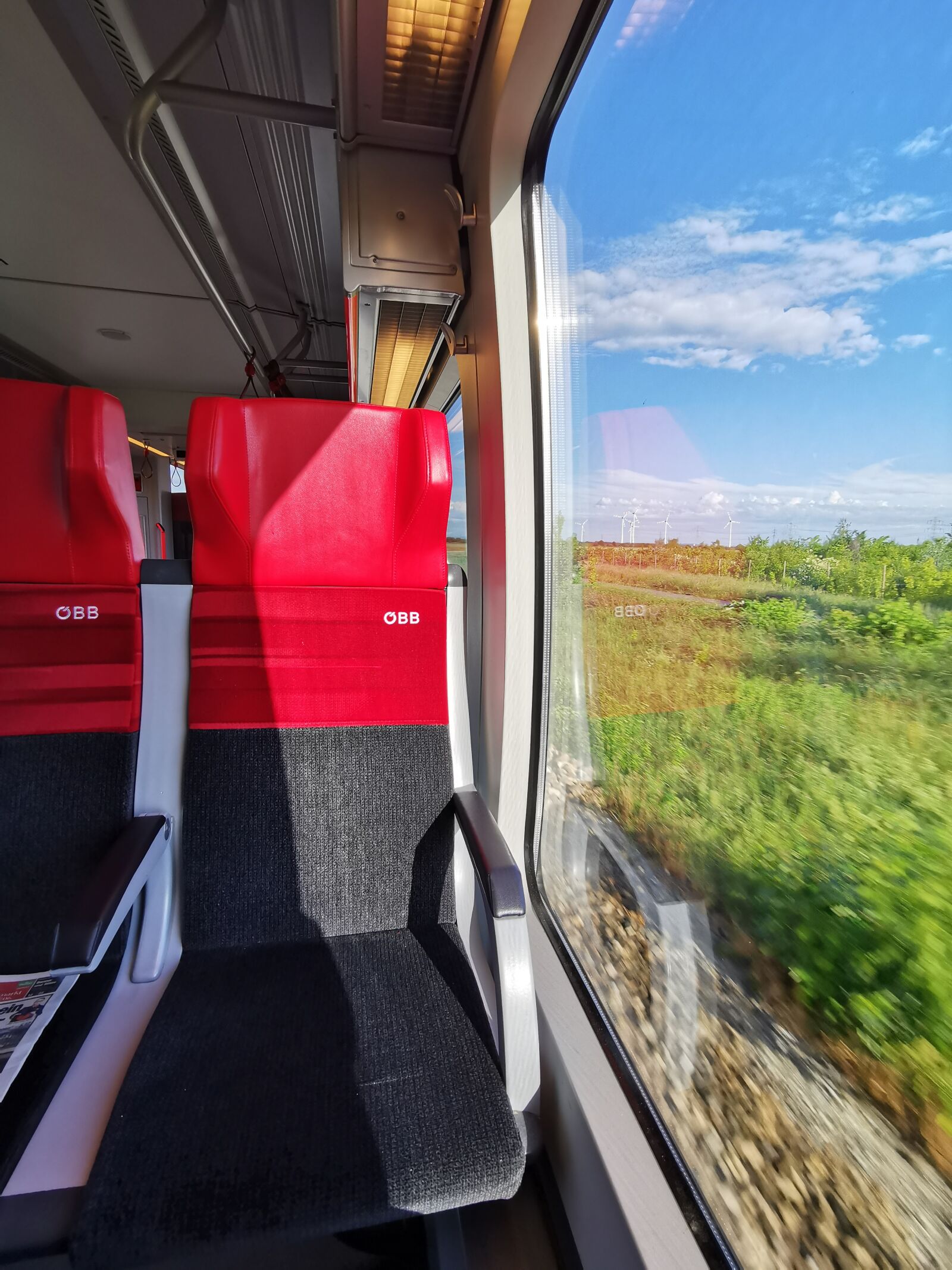 HUAWEI P30 sample photo. Oebb, train, railway photography