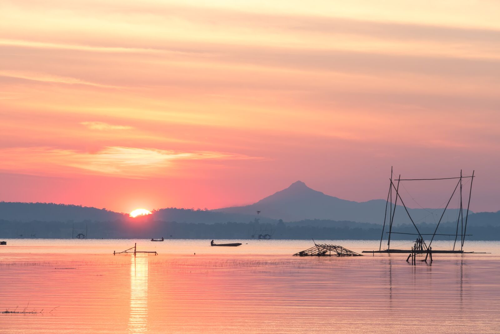 Fujifilm XF 50-140mm F2.8 R LM OIS WR sample photo. Landscape, sunset, beautiful sky photography