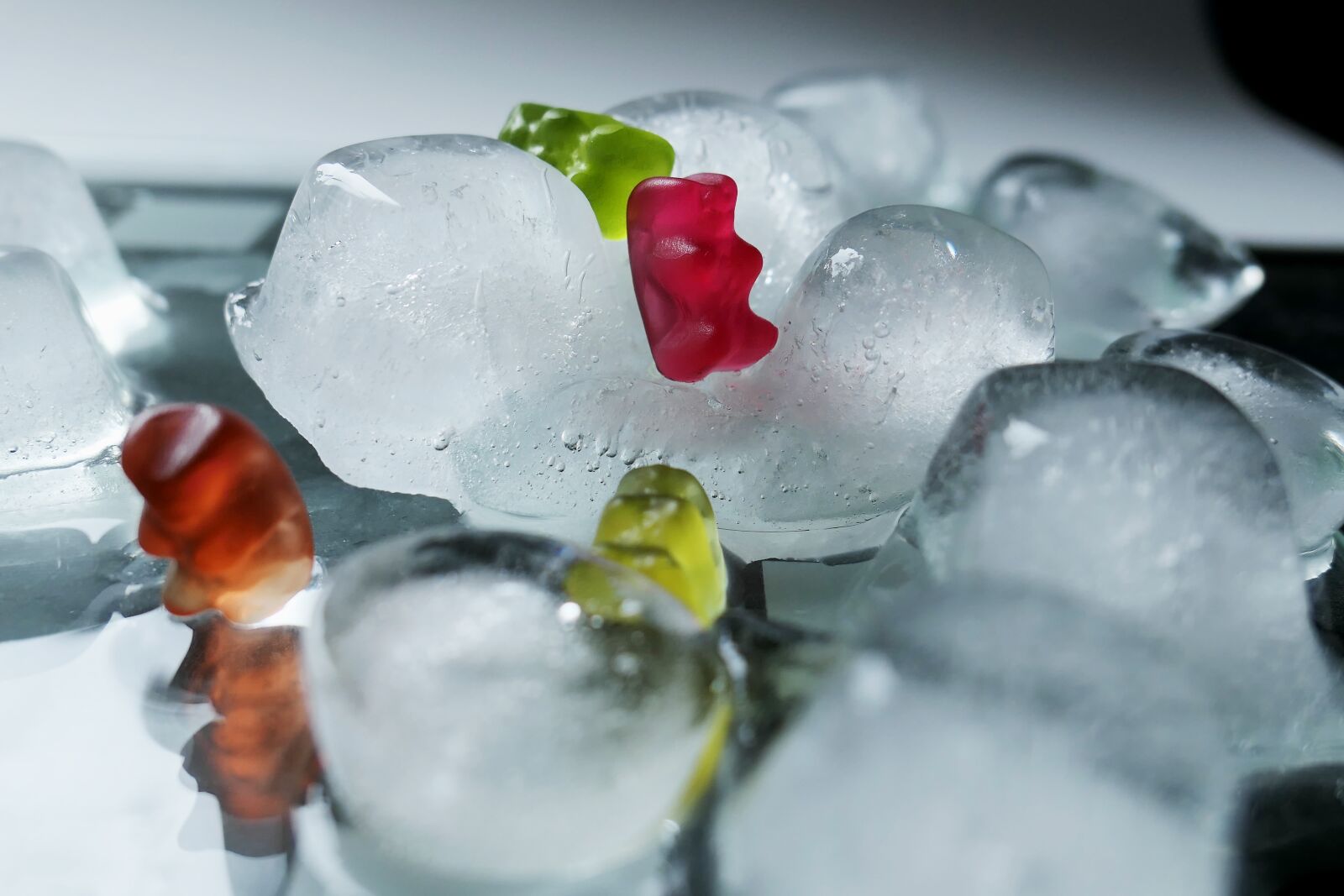 Panasonic Lumix DMC-LX10 (Lumix DMC-LX15) sample photo. Ice, ice cubes, frozen photography