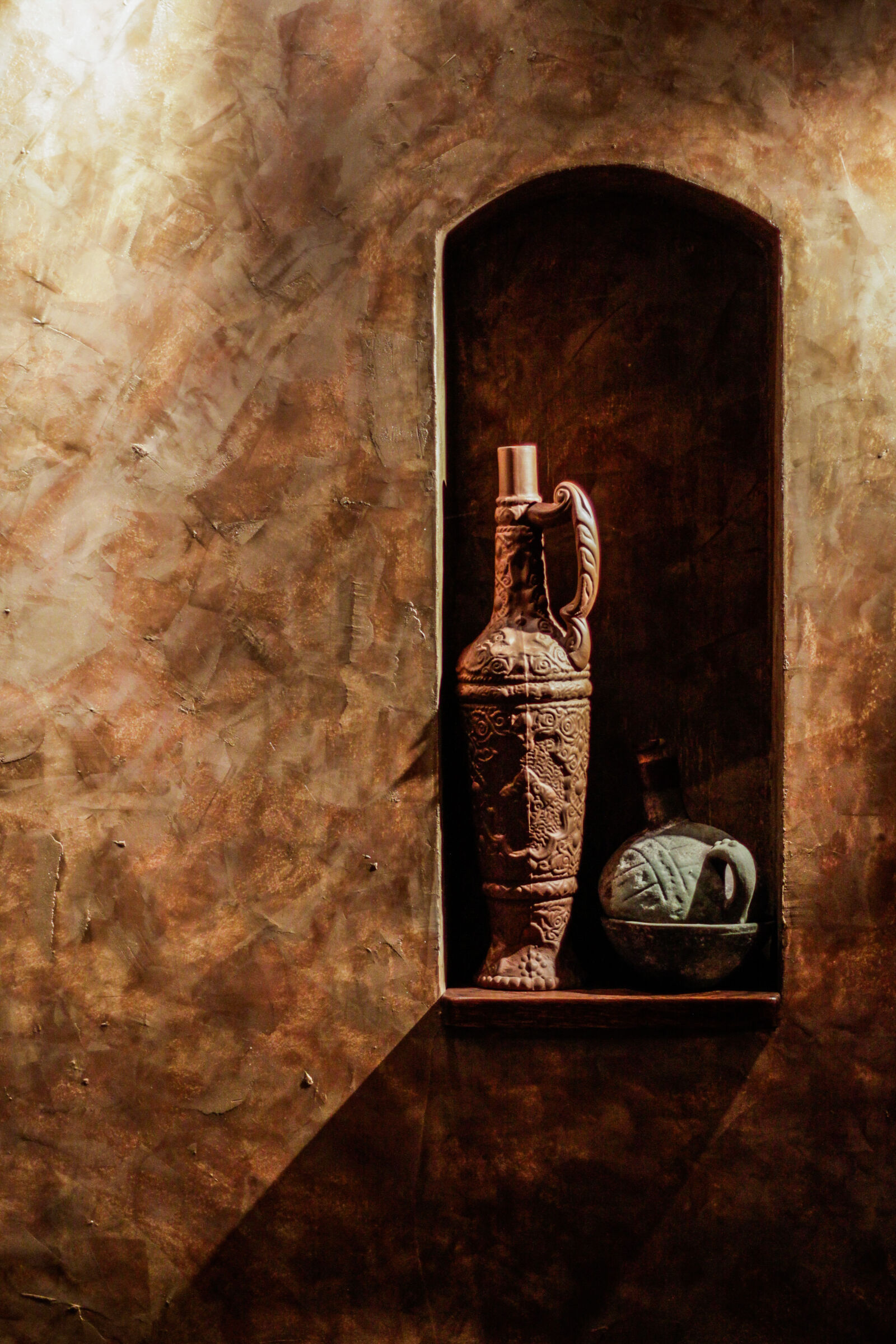 Canon EOS 50D sample photo. Bottles, brown, night, wall photography