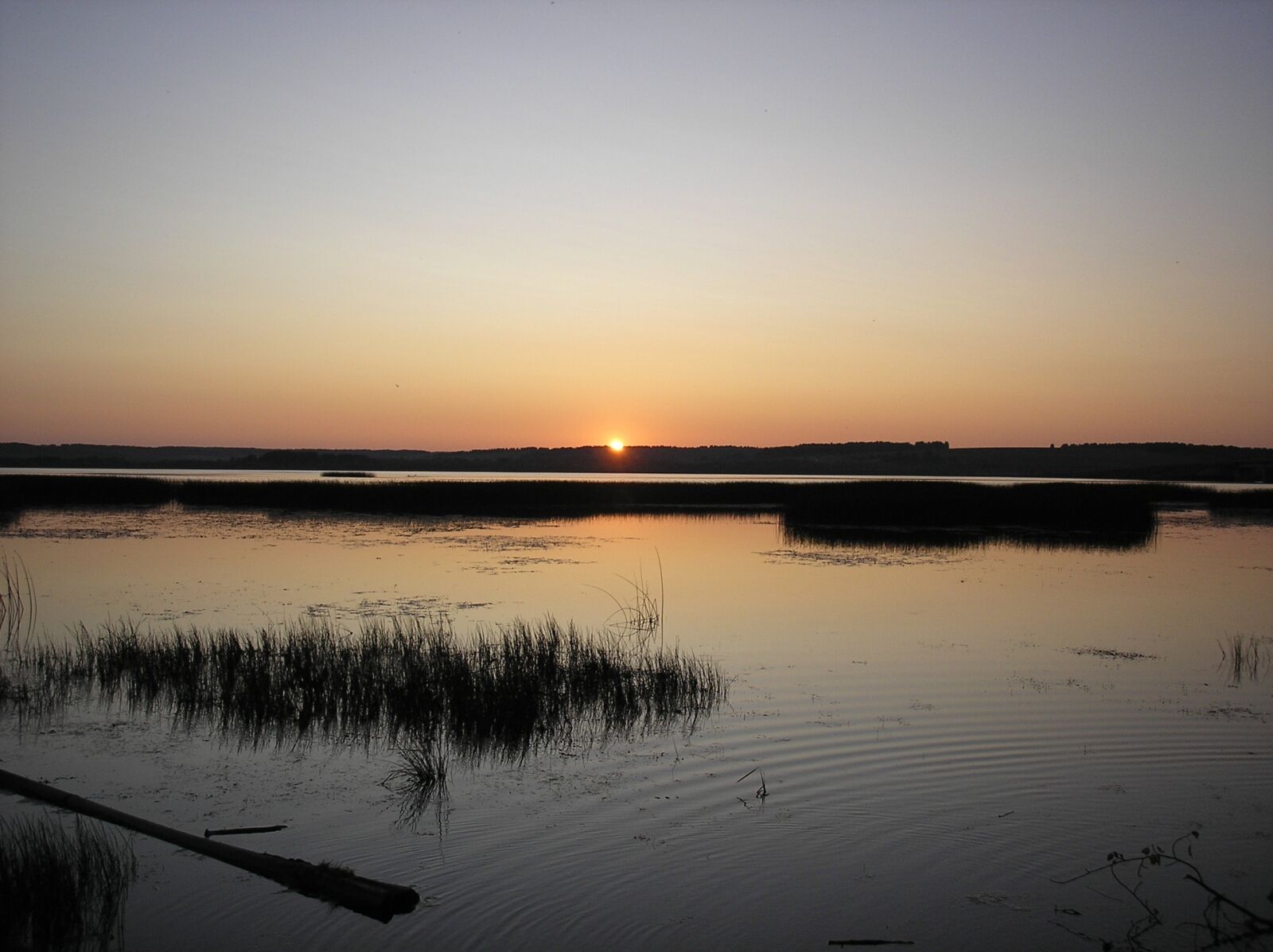 Olympus X550,D545Z,C480Z sample photo. Sunset, river, evening photography