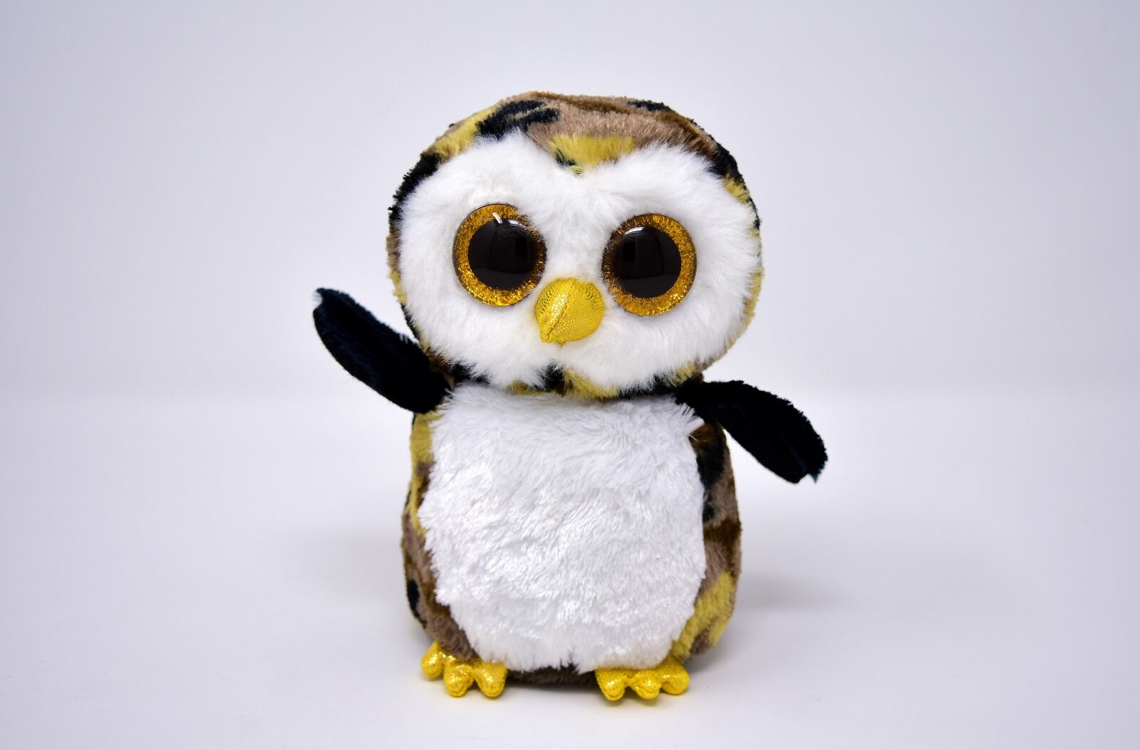 Nikon D7200 sample photo. Owl, glitter eyes, soft photography