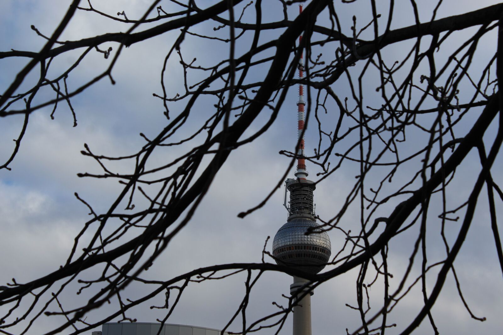 Canon EOS 700D (EOS Rebel T5i / EOS Kiss X7i) sample photo. Berlin, tv tower, sky photography