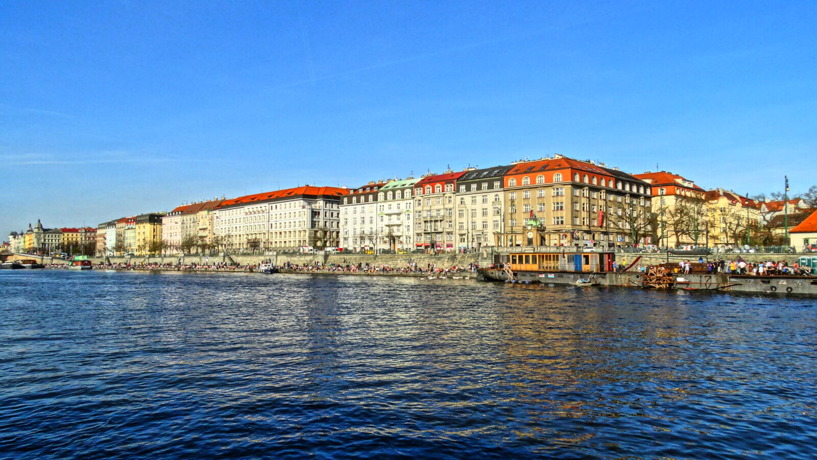 Sony Cyber-shot DSC-HX300 sample photo. Vltava photography