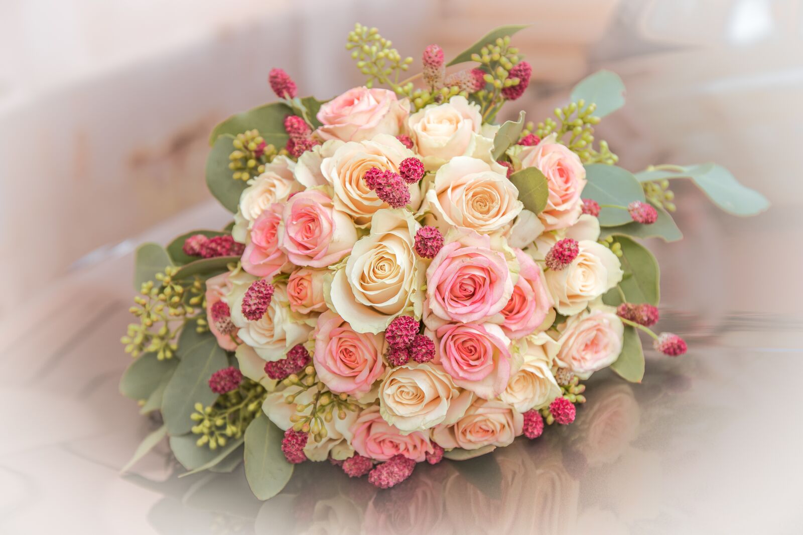 Canon EF 24-70mm F4L IS USM sample photo. Bridal bouquet, wedding bouquet photography