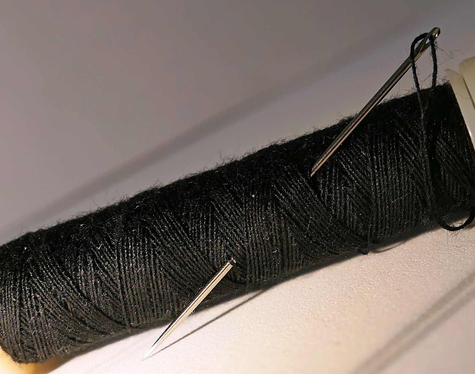 Panasonic Lumix DMC-LX10 (Lumix DMC-LX15) sample photo. Clothing, needle, thread photography