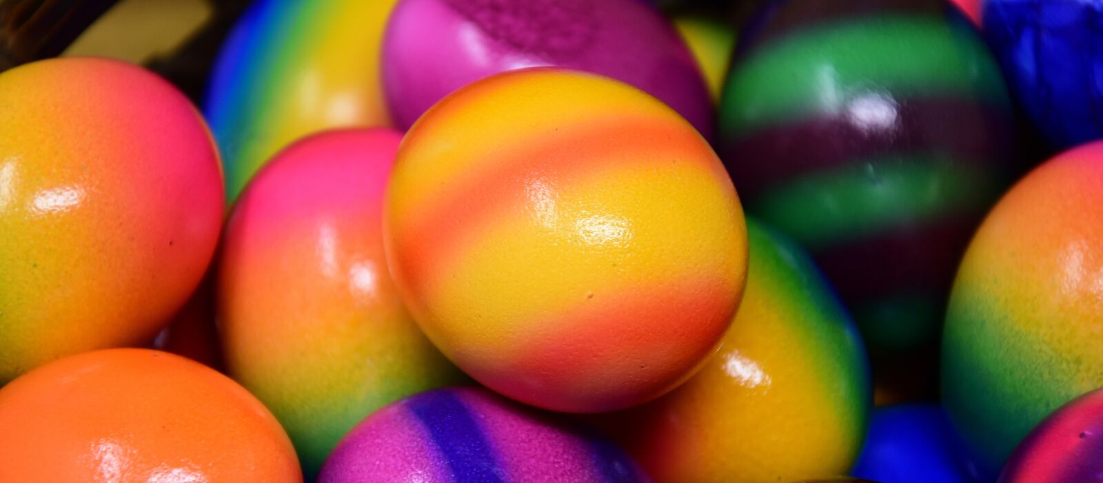 Nikon D7200 sample photo. Easter eggs, colored, colorful photography