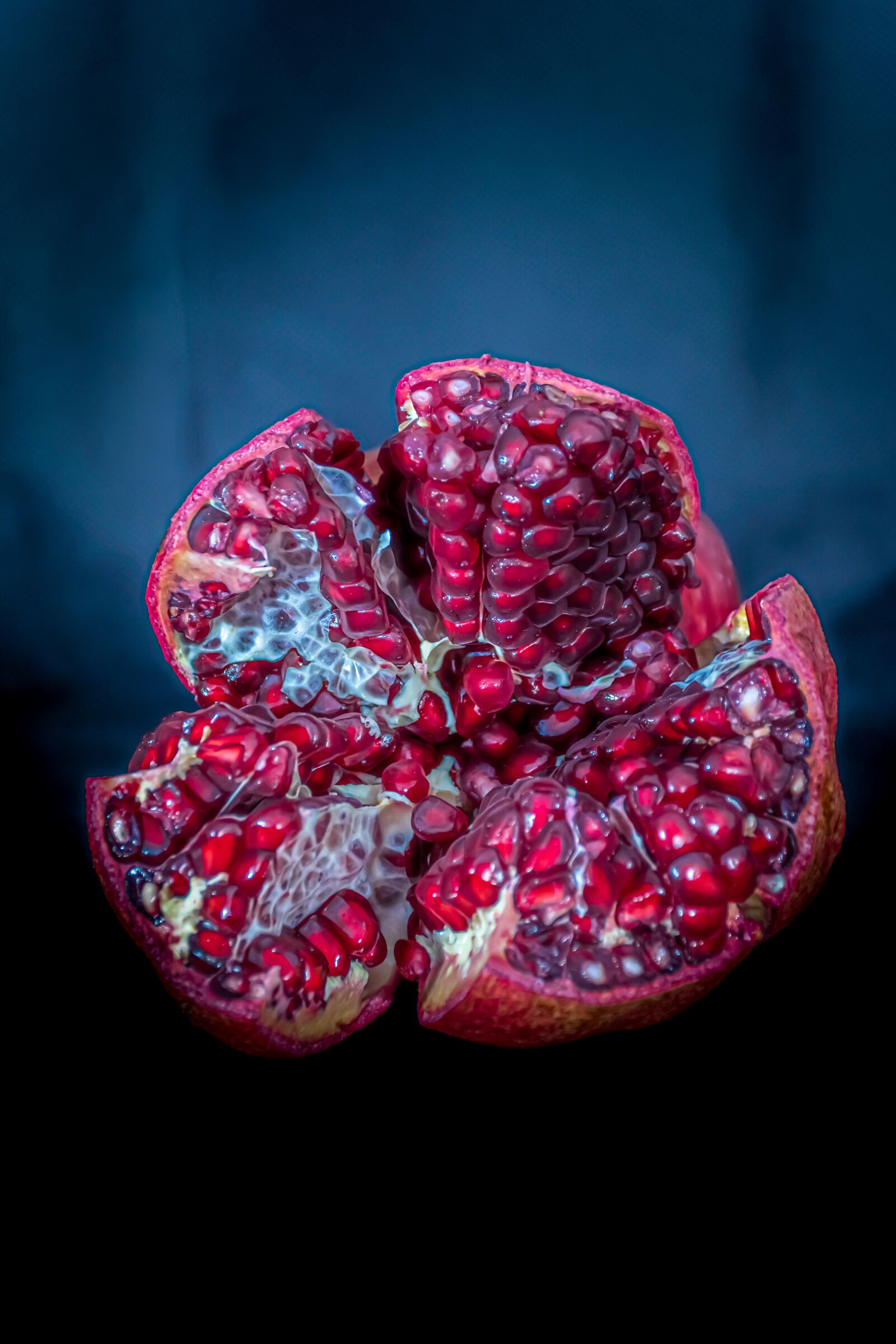 Nikon D5600 sample photo. Pomegranate, fruit, red photography