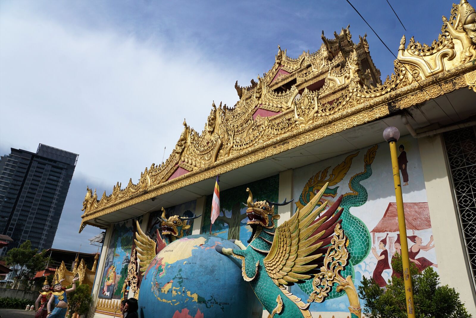 Sony ILCA-77M2 + Sony DT 16-50mm F2.8 SSM sample photo. Travel, temple, architecture photography