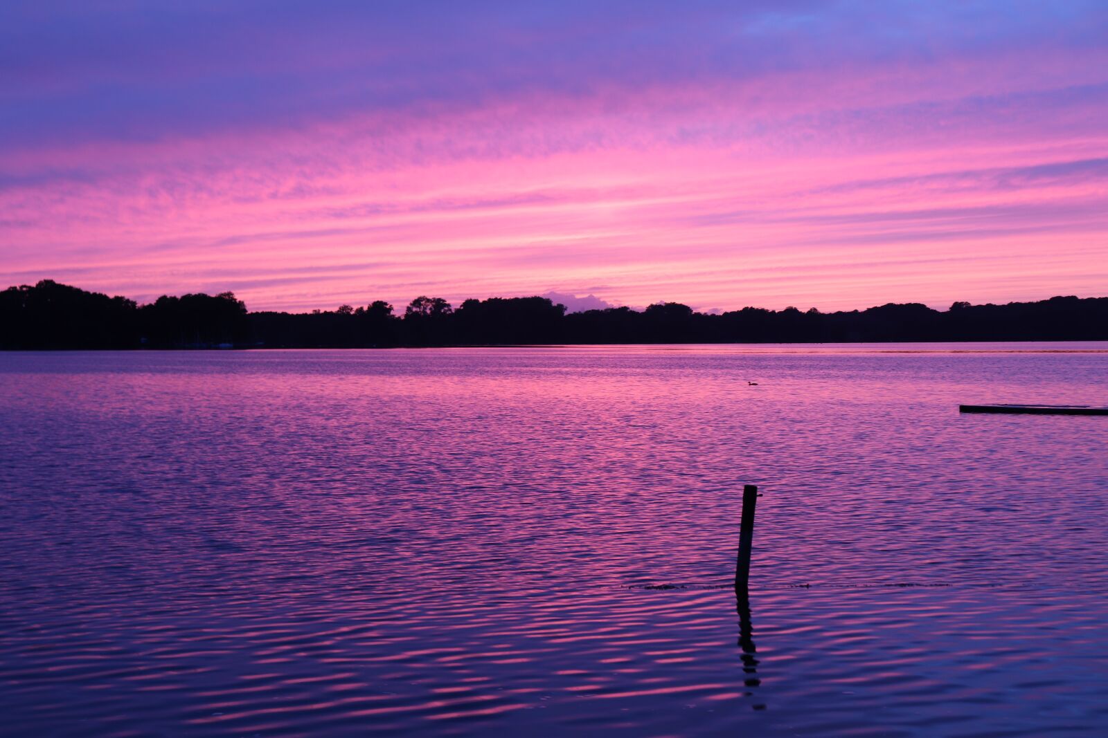Canon EOS 77D (EOS 9000D / EOS 770D) sample photo. Sunset, lake, nature photography