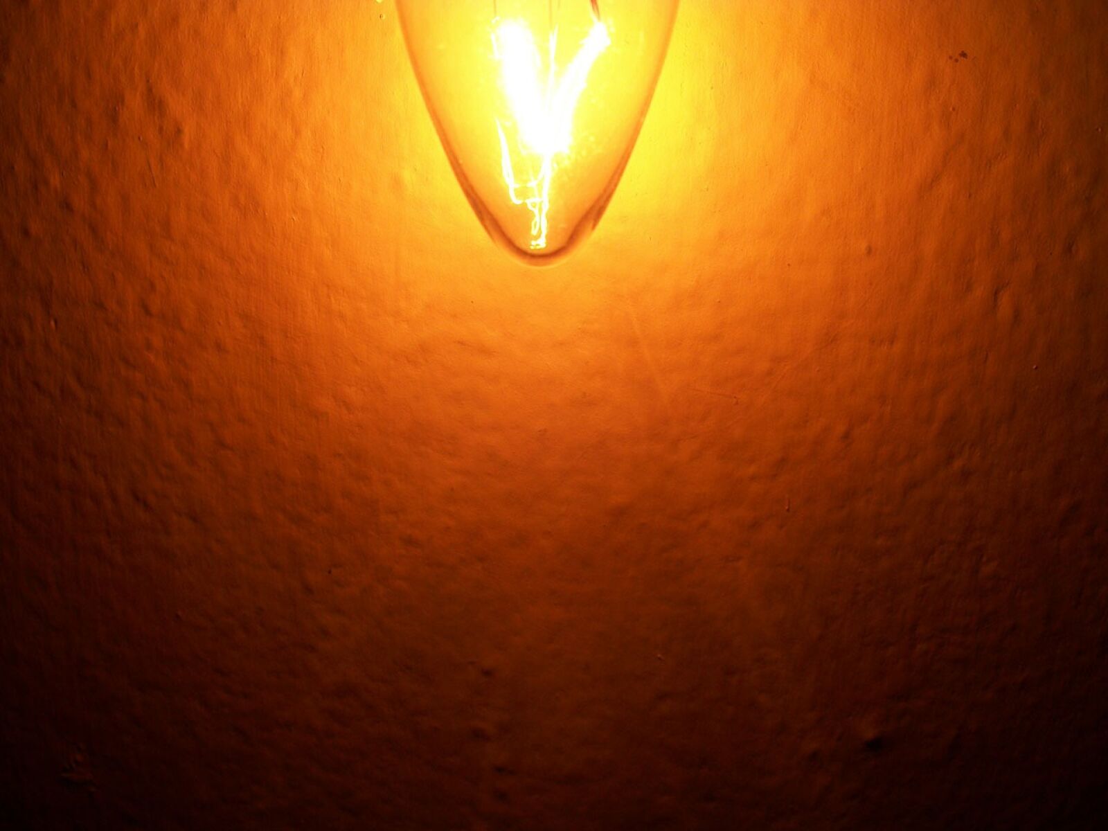 Kodak EASYSHARE M340 DIGITAL CAMERA sample photo. Bright, bulb, electric, electrical photography