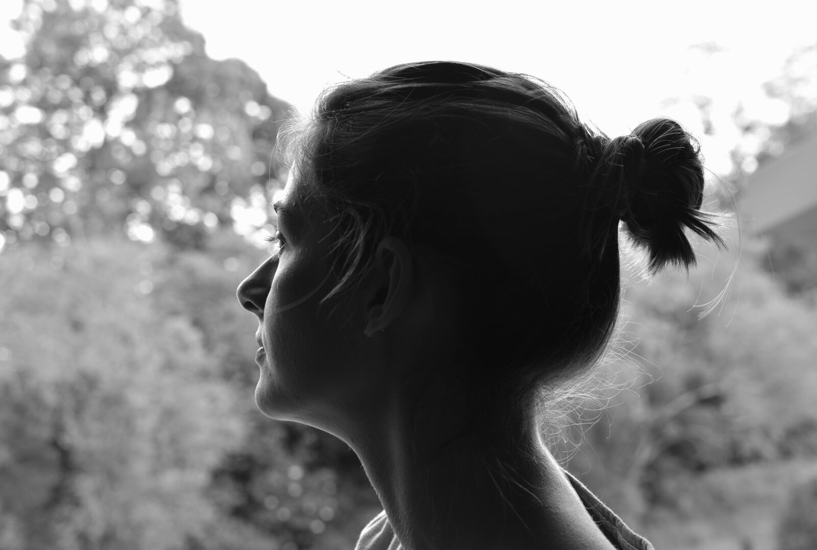 Nikon D5600 sample photo. Profile, woman, portrait photography