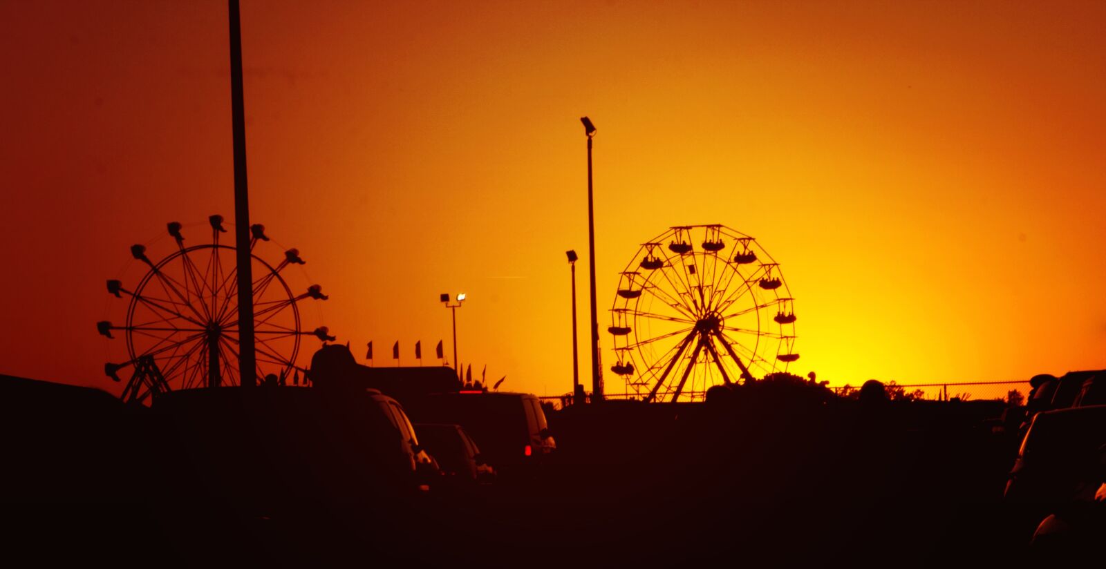 Canon EOS 60D + Canon EF 24-70mm F2.8L USM sample photo. Sunset, silhouette, sky photography