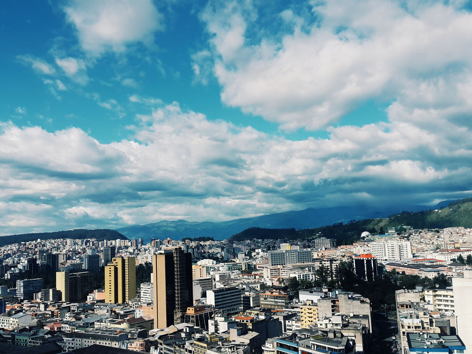 Samsung Galaxy Alpha sample photo. City, sky, skyscrapers photography