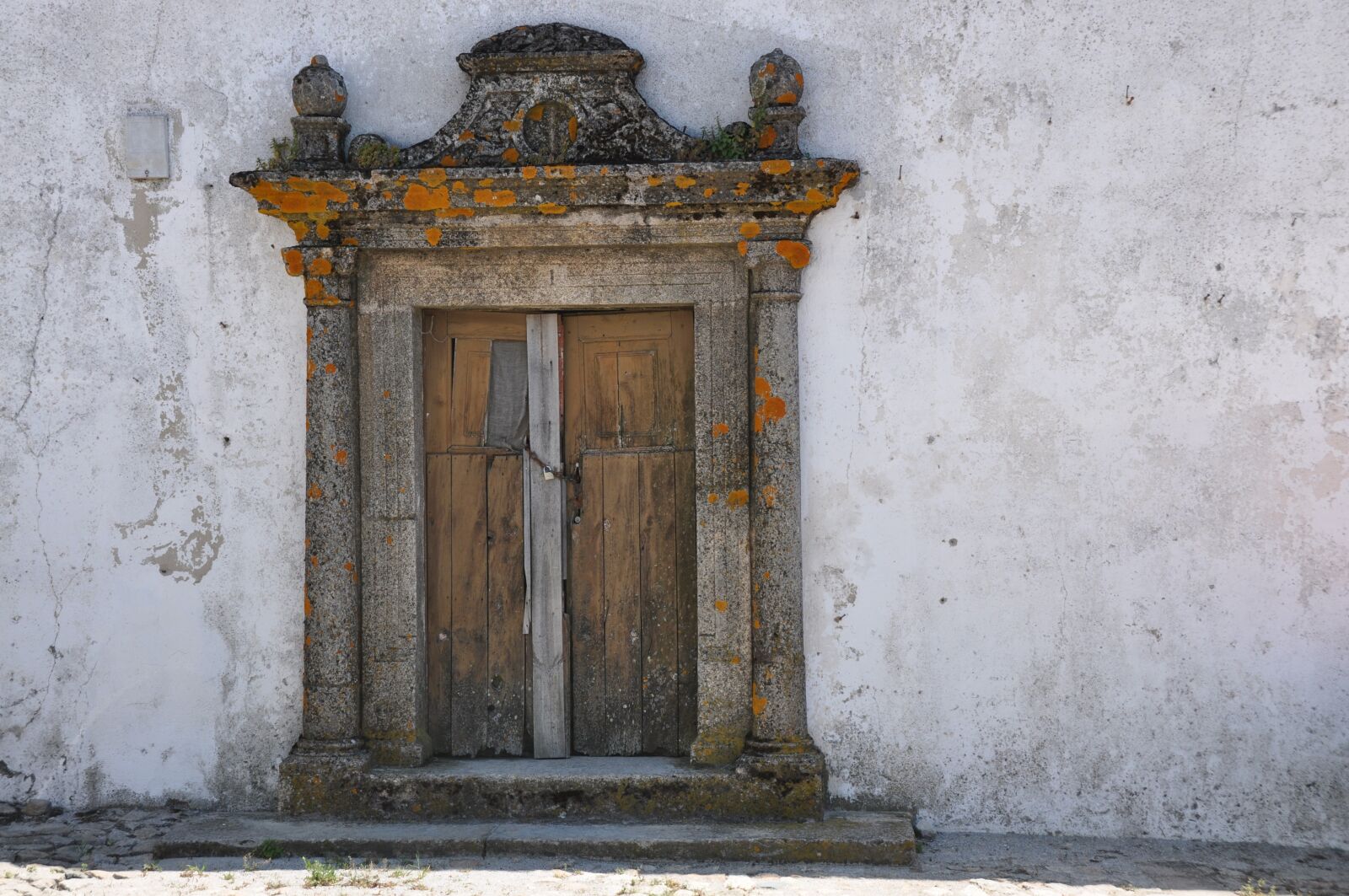 Nikon D90 sample photo. Old, door, ancient photography