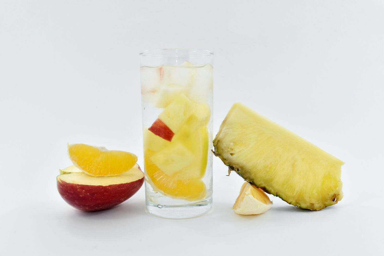 Nikon D5500 sample photo. Apple, drinking water, fresh photography