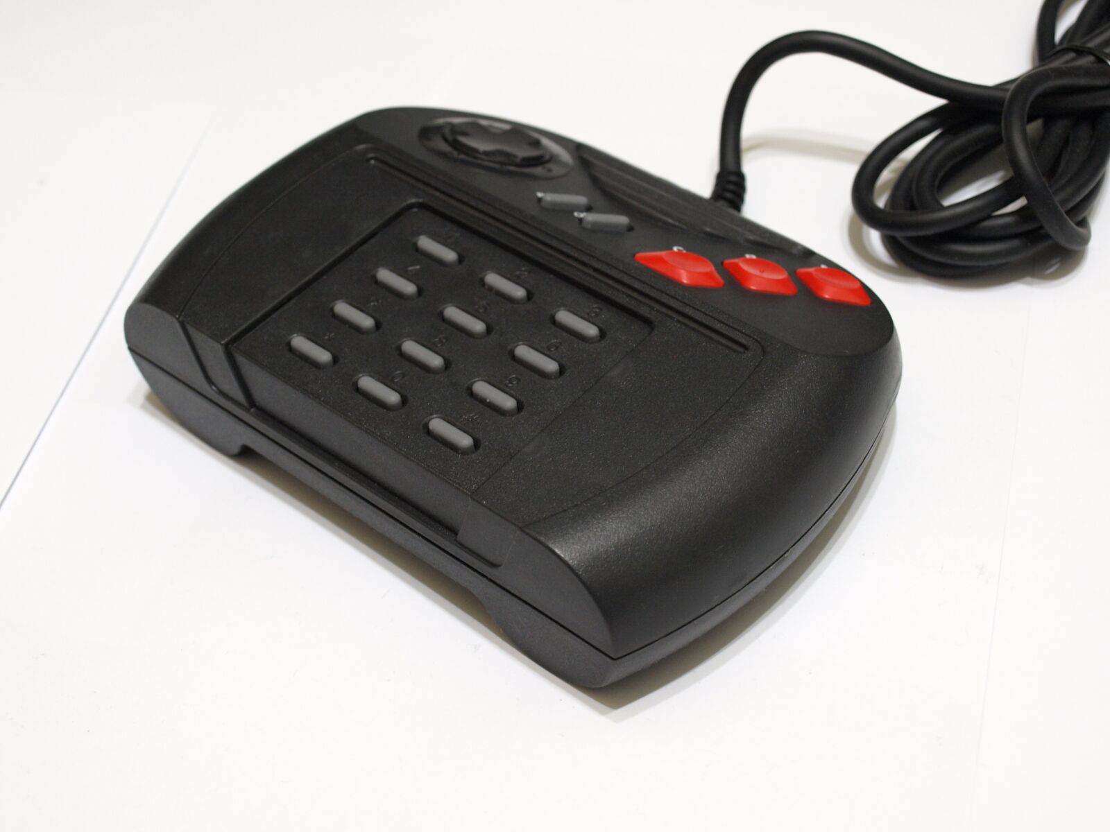 Olympus E-510 (EVOLT E-510) sample photo. Atari, jaguar, controller photography