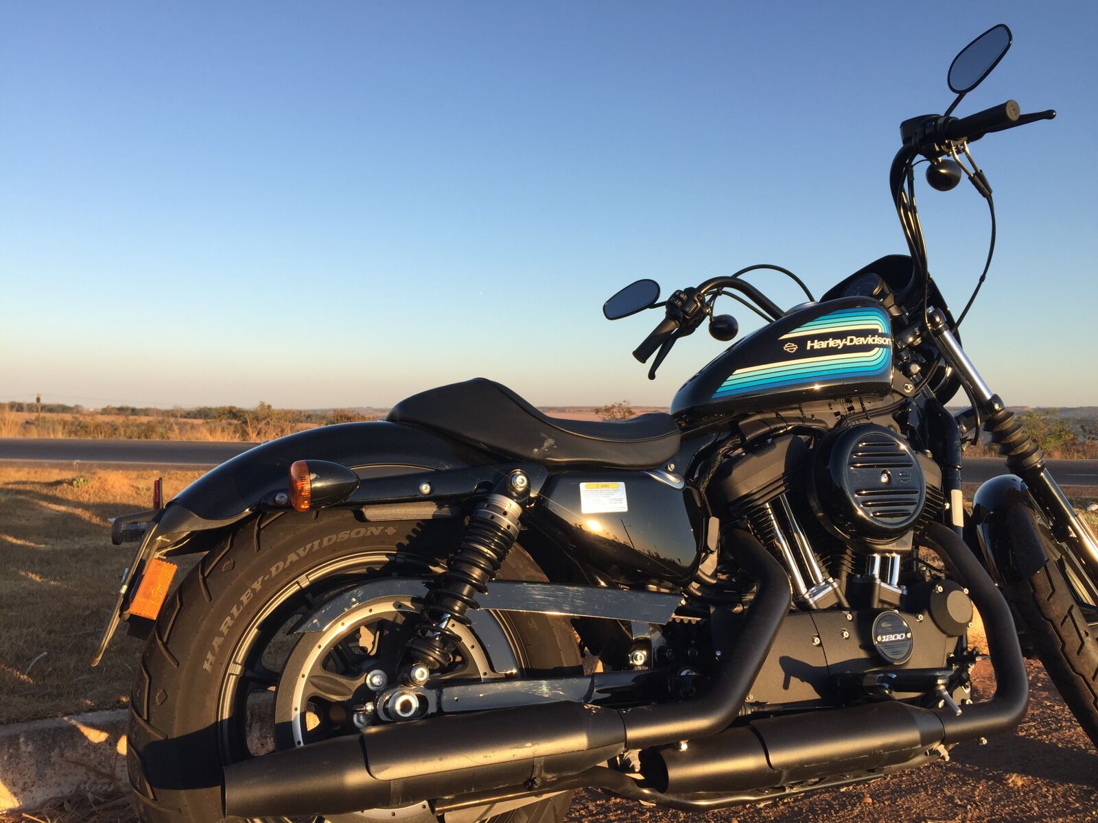 iPhone 6 back camera 4.15mm f/2.2 sample photo. Harley davidson, iron 1200, moto photography