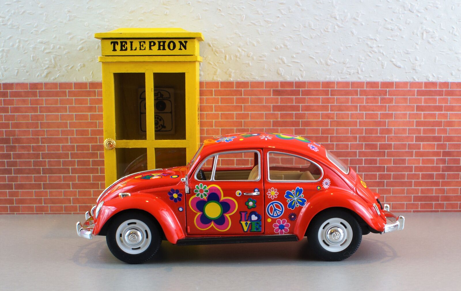 Sony DT 18-70mm F3.5-5.6 sample photo. Model car, auto, vehicles photography