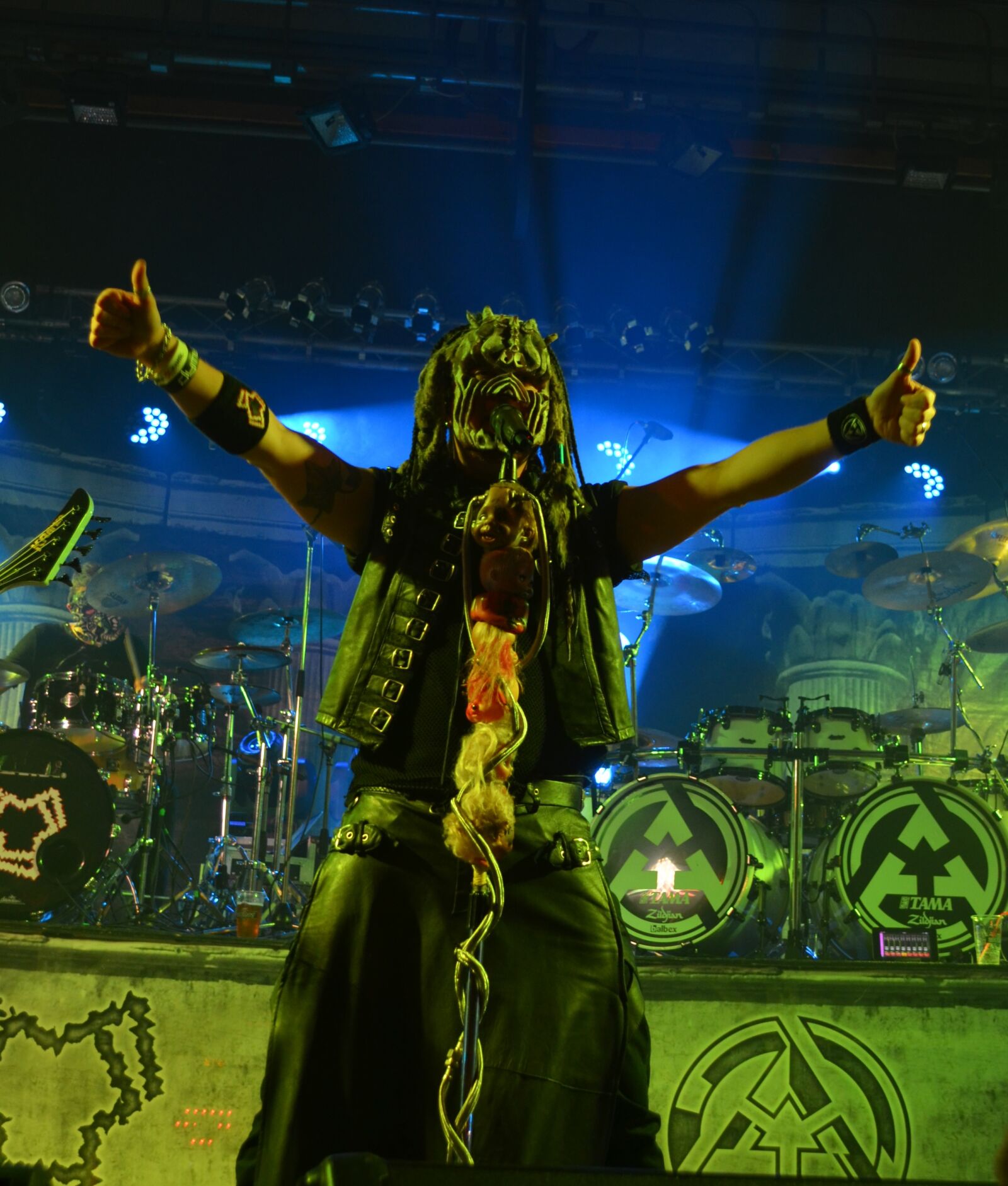 Nikon D5100 sample photo. Concert, singer, your hands photography