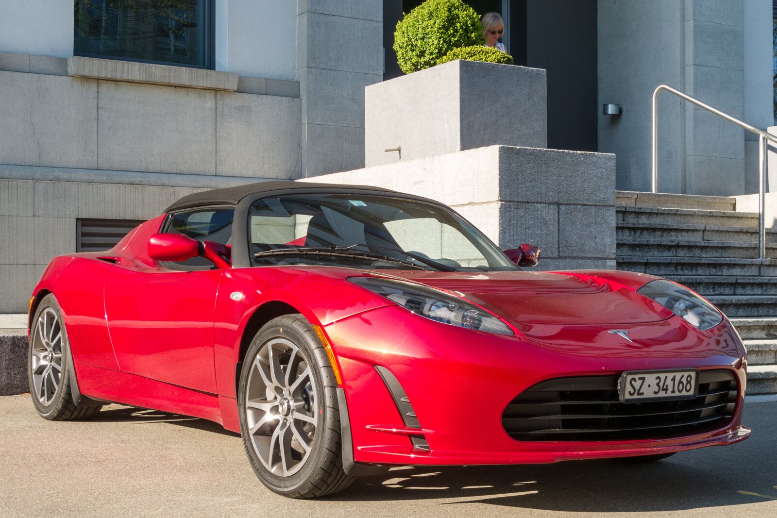 Canon PowerShot G11 sample photo. Tesla car, red convertible photography