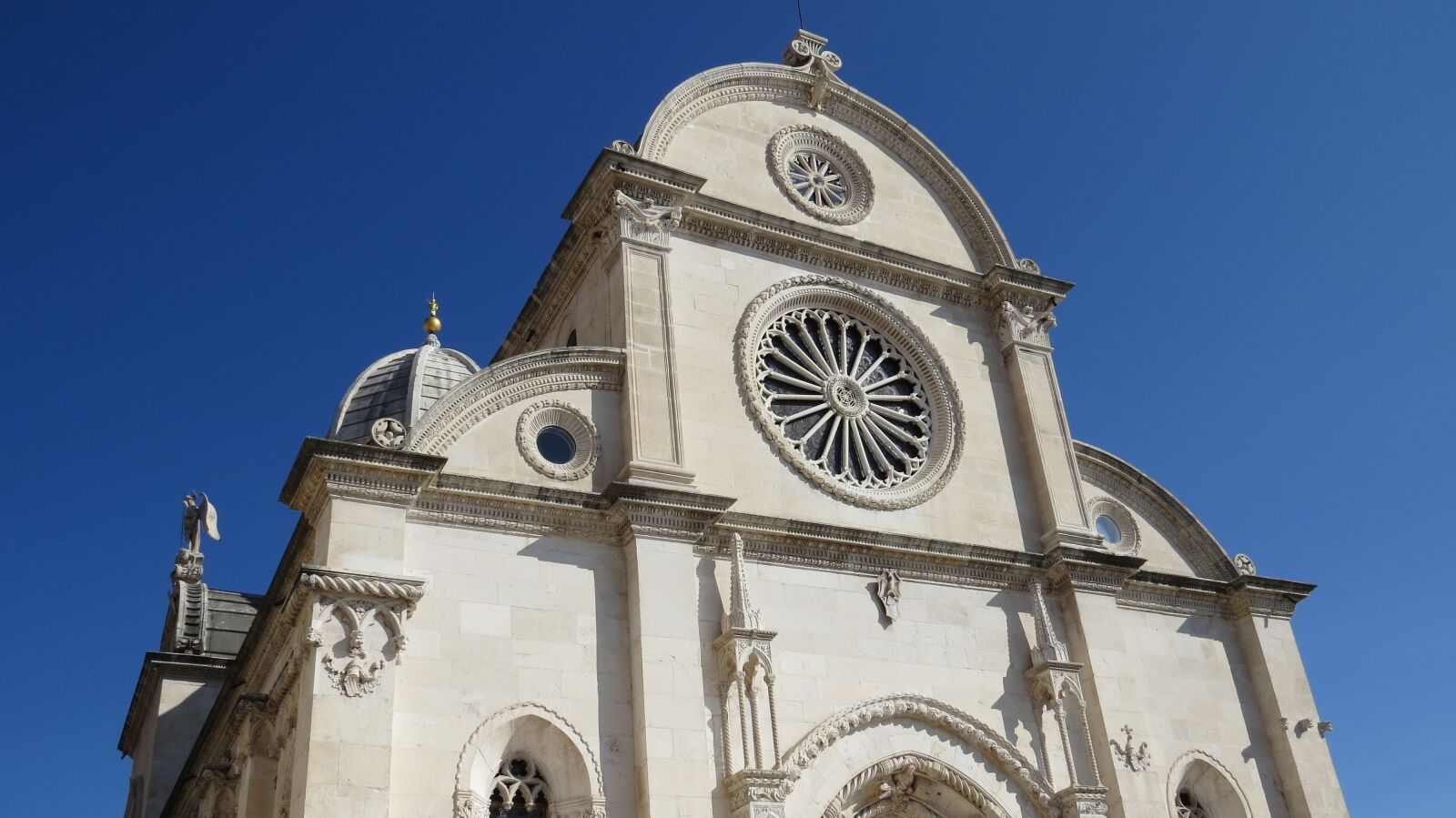 Canon PowerShot SX50 HS sample photo. The cathedral, st james photography